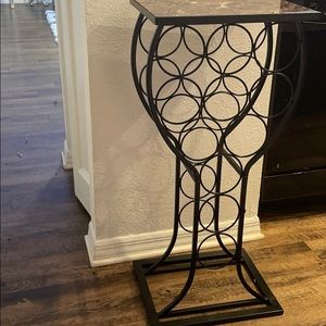 Wine shaped table